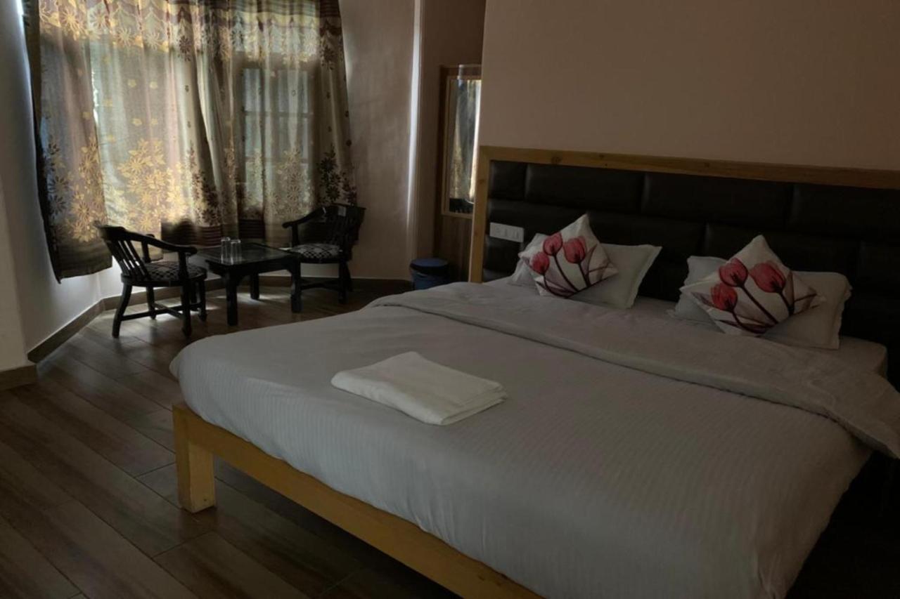 Aarika Homestay Шимла Экстерьер фото