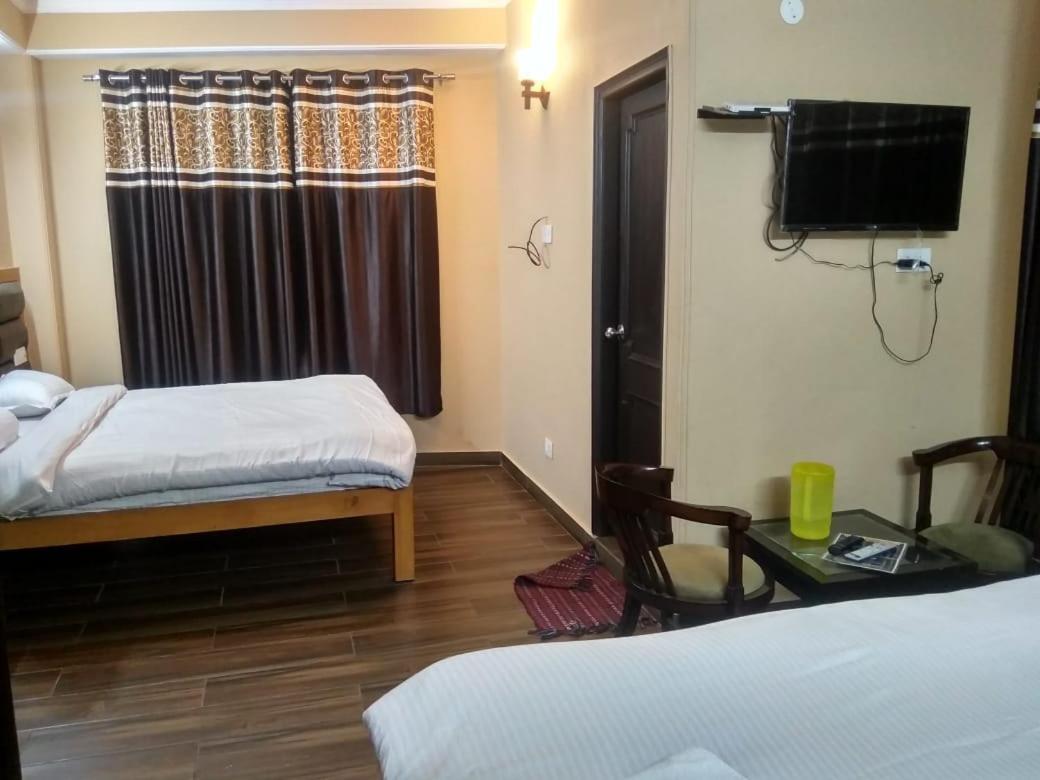 Aarika Homestay Шимла Экстерьер фото